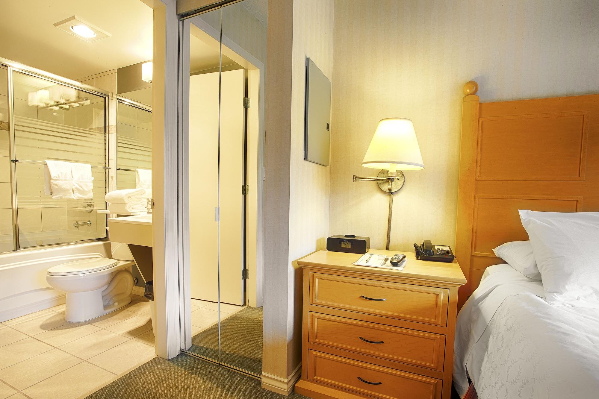 Pinnacle Hotel Whistler Exterior photo
