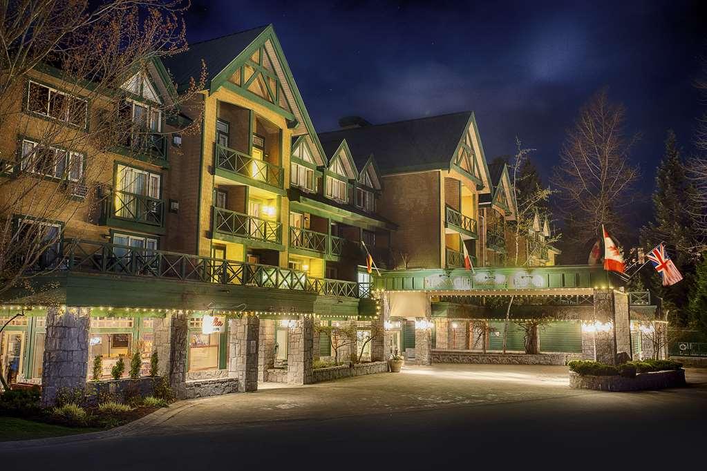 Pinnacle Hotel Whistler Exterior photo